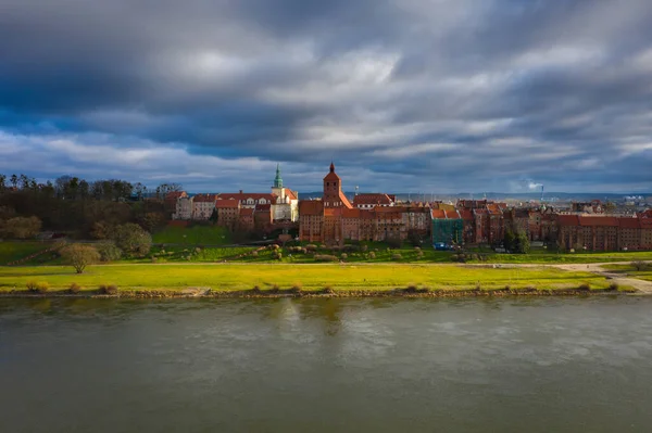 Grudziadz Város Csodálatos Magtárakkal Vistula Folyó Felett Lengyelország — Stock Fotó