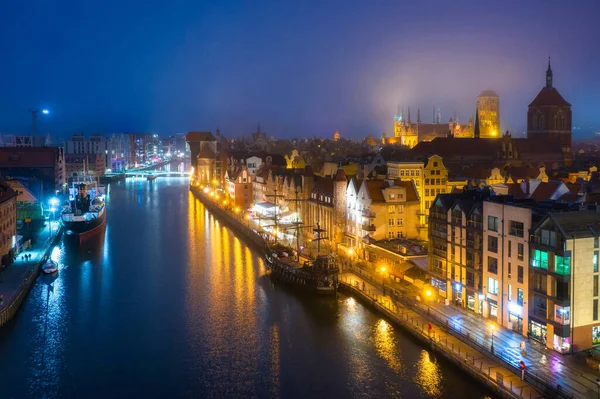 Fantastisk Stadsbild Gdansk Över Motlawa Floden Skymningen Polen — Stockfoto