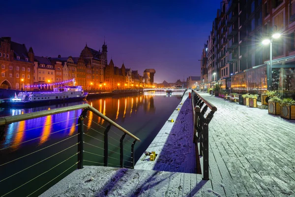 Verschneite Landschaft Von Danzig Über Dem Fluss Motlawa Morgengrauen Polen — Stockfoto