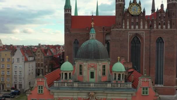 Piękna Architektura Starego Miasta Gdańsku Zachodzie Słońca Polska — Wideo stockowe