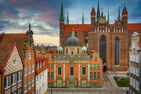 Vista Aérea Basílica Santa Maria Gdansk Pôr Sol Polónia — Fotografia de Stock