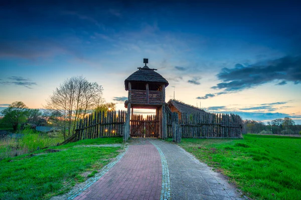 Coucher Soleil Magnifique Sur Colonie Trade Factory Pruszcz Gdanski Pologne — Photo