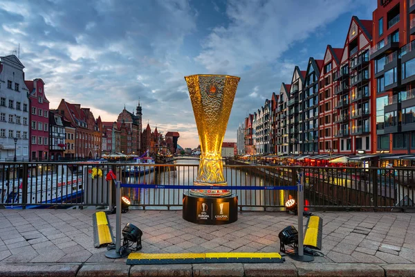 Gdansk Polônia Maio 2021 Uma Enorme Cópia Copa Liga Europa — Fotografia de Stock