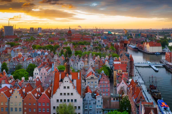 Arquitetura Incrível Cidade Principal Gdansk Pôr Sol Polônia Vista Aérea — Fotografia de Stock