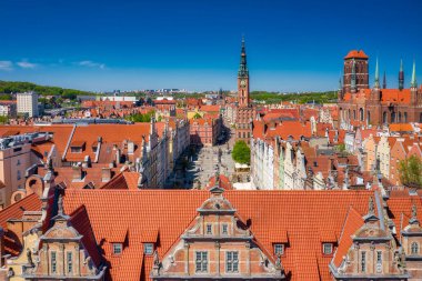 Yazın ana şehir Gdansk 'ın güzel mimarisi. Polonya