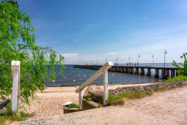 Polonya 'nın Gdynia Orlowo limanındaki Baltık Denizi manzarası