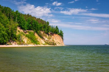 Gdynia Orlowo, Polonya 'da kayalıklarla Baltık Denizi manzarası
