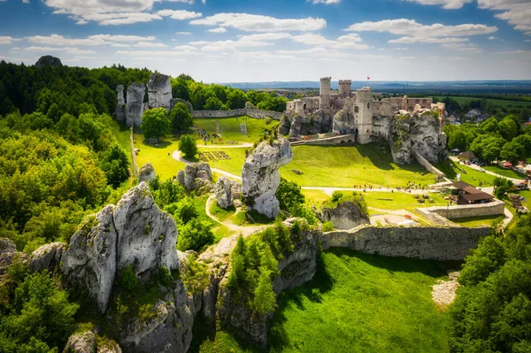 Ruinas Del Castillo Ogrodzieniec Región Centro Sur Polonia —  Fotos de Stock