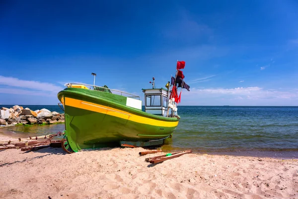 波兰人Gdynia Orlowo有渔船的波罗的海夏季风景 — 图库照片