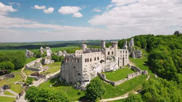 Ruinerna Slottet Ogrodzieniec Den Sydcentrala Delen Polen — Stockvideo