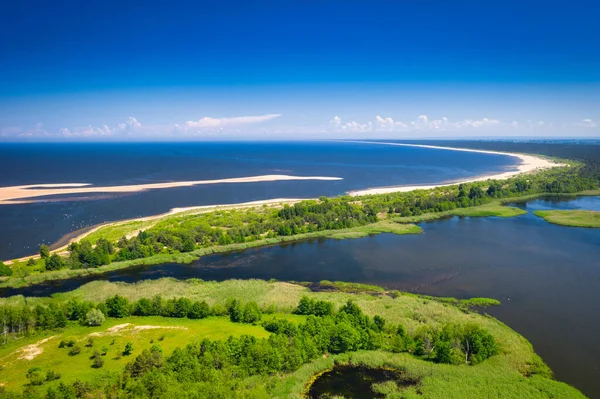 Hermoso Paisaje Del Lago Junto Playa Del Mar Báltico Mikoszewo —  Fotos de Stock