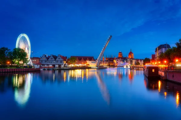 Gyönyörű Táj Gdansk Város Alkonyatkor Motlawa Folyó Felett Lengyelország — Stock Fotó