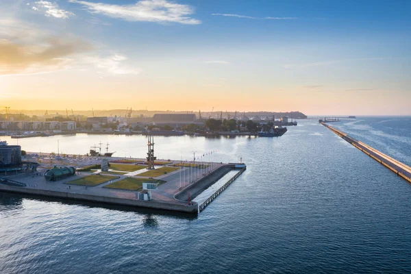 Luftaufnahme Des Hafens Gdingen Mit Moderner Architektur Bei Sonnenuntergang Polen — Stockfoto