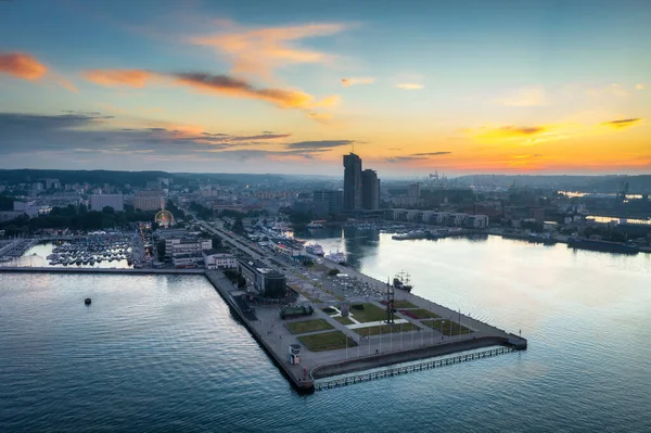 Paisaje Aéreo Del Puerto Gdynia Con Arquitectura Moderna Atardecer Polonia — Foto de Stock