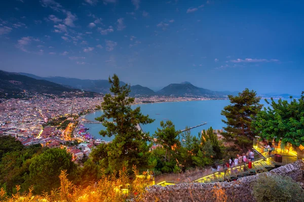 黄昏时分 阿拉亚城的风景在地中海畔 土耳其 — 图库照片