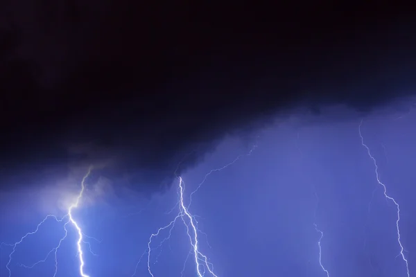 Summer thunderstorm — Stock Photo, Image