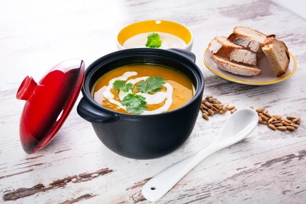 Pumpkin soup with cream — Stock Photo, Image