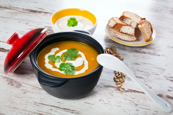 Pumpkin soup with cream — Stock Photo, Image