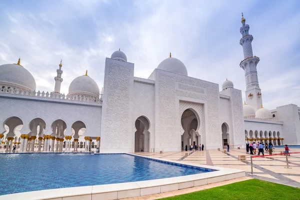 Mezquita Sheikh Zayed en Abu Dhabi — Foto de Stock