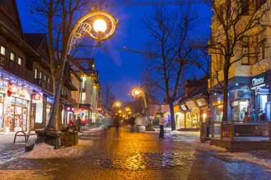 Krupowki sokak Zakopane kış zaman, Polonya
