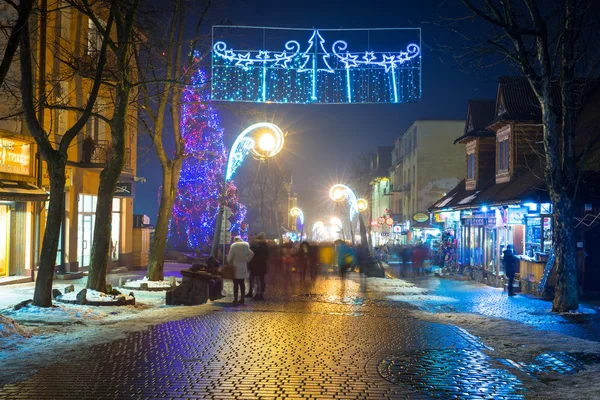 Decoración de Navidad en la calle Krupowki en Zakopane —  Fotos de Stock