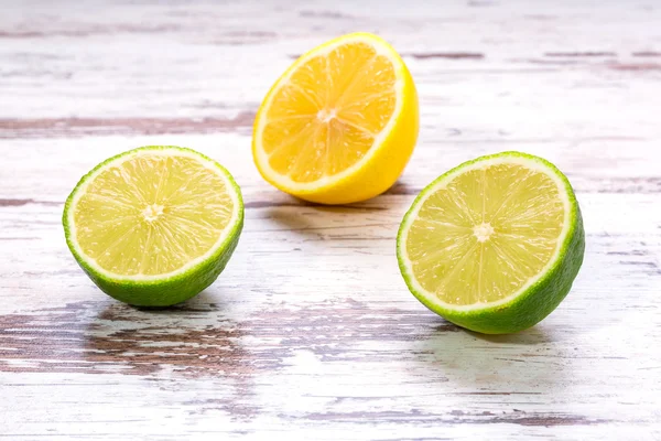 Citron och en lime — Stockfoto