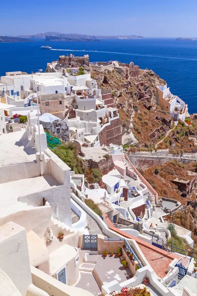 Santorini Insel mit weißen Gebäuden, Griechenland — Stockfoto