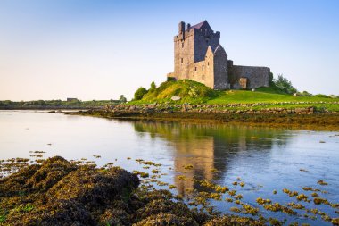 dunguaire castle İrlanda