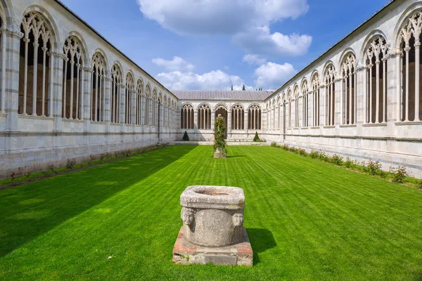 Architecture of Monumental Cemetery in Pisa — Stock Photo, Image