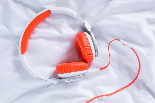 Casque orange pour musique — Photo