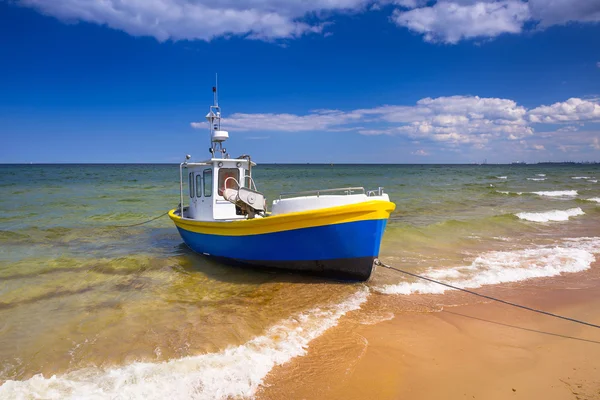 Barcos de pesca en la playa del Mar Báltico —  Fotos de Stock