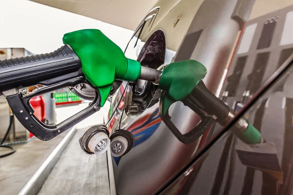 Refilling car fuel — Stock Photo, Image