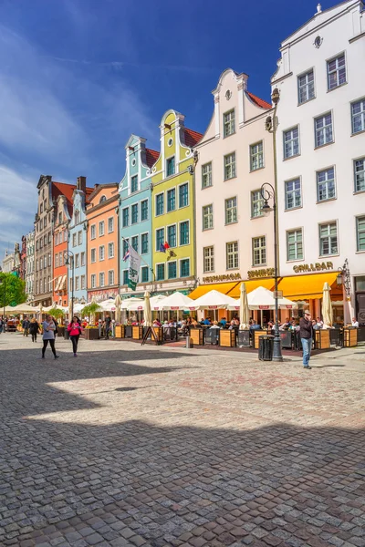 Gdansk, Polonya'nın eski şehir uzun Lane sokakta — Stok fotoğraf