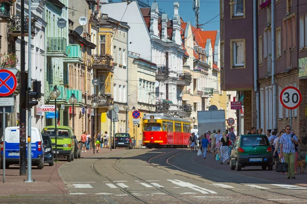 Vieux tramway dans la rue de Grudziadz, Pologne — Photo
