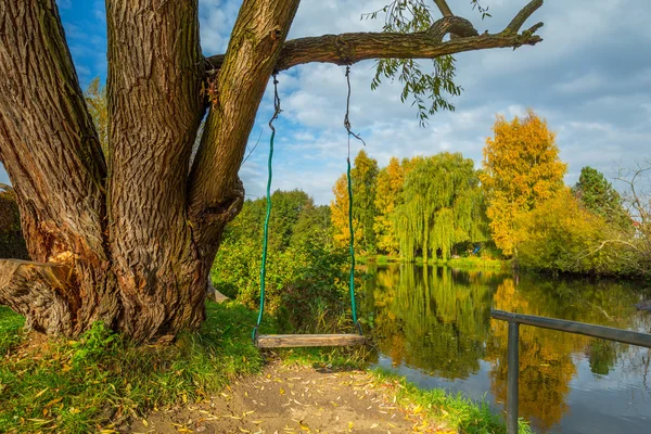 Herbst am See — Stockfoto