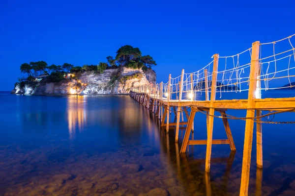 Ponte sospeso per l'isola di notte, Zakhynthos — Foto Stock