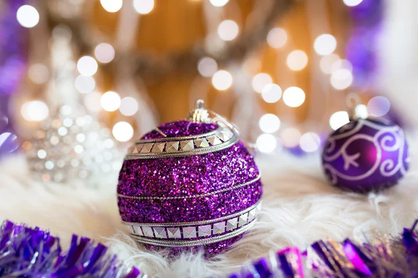 Purple Christmas baubles — Stock Photo, Image