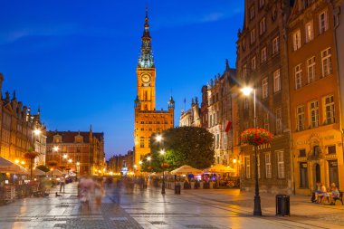Geceleri Gdansk lane uzun mimarisi