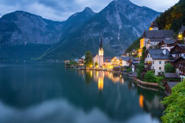 Avusturya Hallstatt köyünün mimarisi