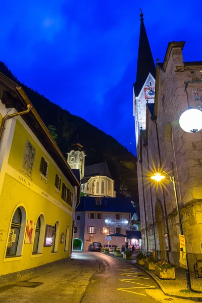 Arkitekturen i byn Hallstatt i Österrike — Stockfoto