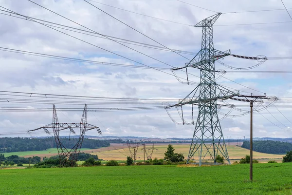 Hoogspanningspost Hoogspanningstoren — Stockfoto