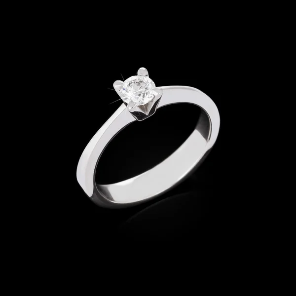 Diamond ring on black background — Stock Photo, Image