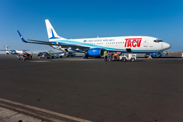 Boeing 737-800 в Кабо-Верде, Африка — стокове фото