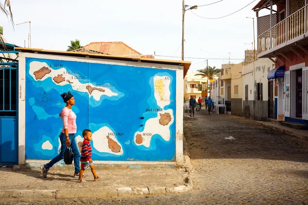 Карта Кабо-Верде на стене в Санта-Мария, остров Сал — стоковое фото