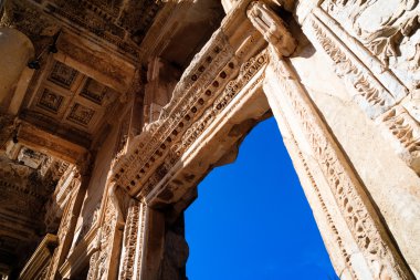 Efes Celsus Kütüphanesi