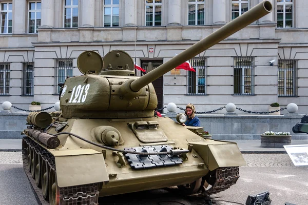 85 T-34-tank — Stockfoto