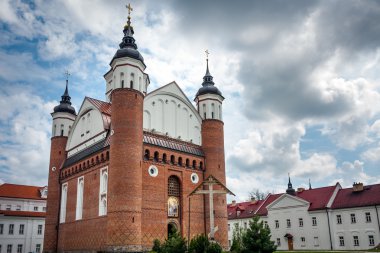 Suprasl Kilisesi, savunma Ortodoks Manastırı, önden görünüm