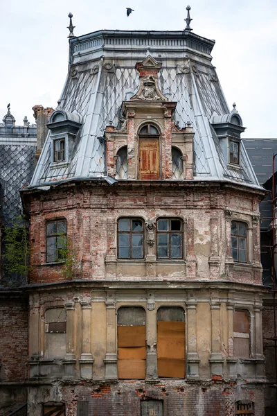 Sobanski palats ruiner i Guzow, Polen — Stockfoto