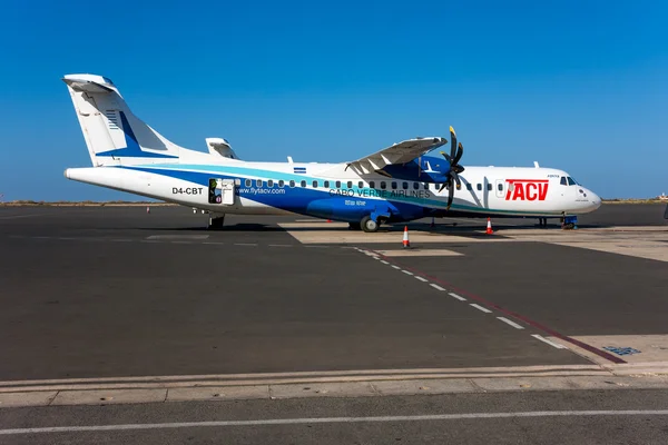 ATR 72 Cabo Verde Airlines —  Fotos de Stock