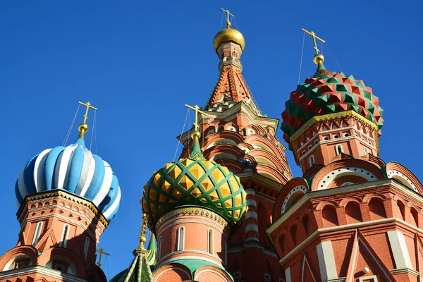 Cattedrale di San Basilio e Vasilevskij Discesa della Piazza Rossa a Mosca, Russia — Foto Stock